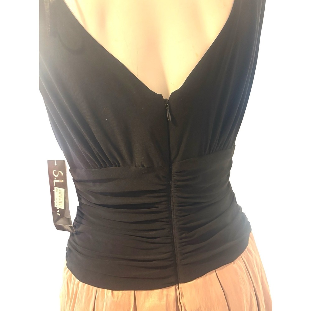 S.L. Fashions Women Black Mauve Lace Hem Ruched V-Neck Cocktail Dress New - Picture 2 of 10